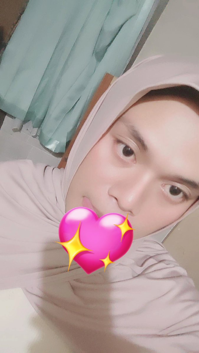 farahayudyaa tweet media