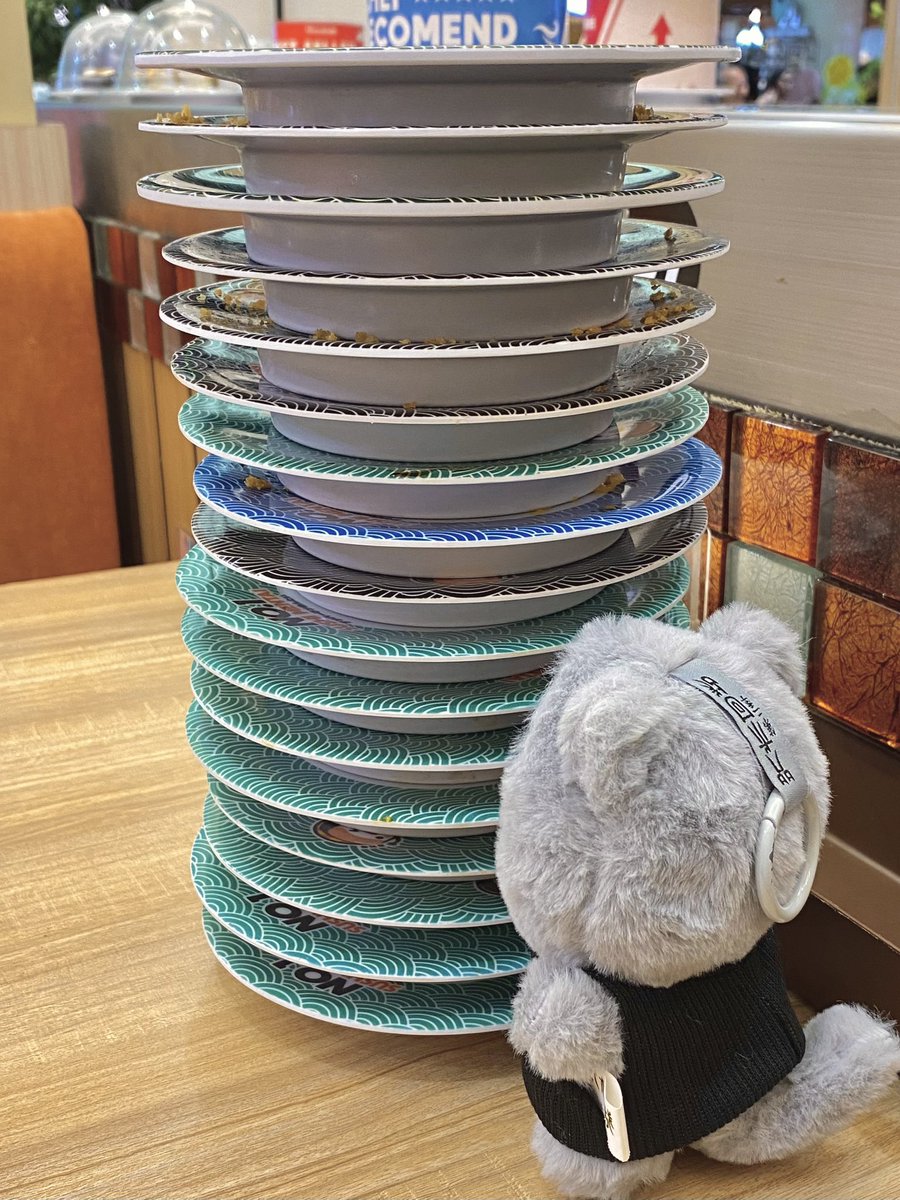 im sooooo full.. x___x