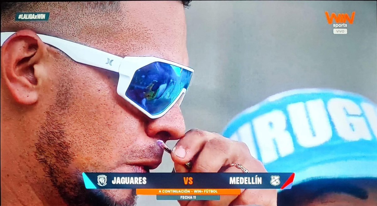 Paula🪻 tweet media