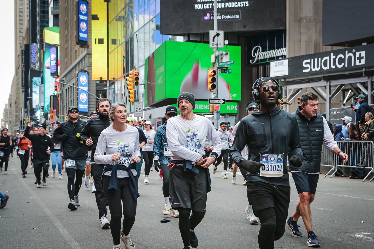 BrandonAJackso1's tweet photo. That time I told cancer you can’t stop me from running the NYC Half https://t.co/uNFy8qEI2h