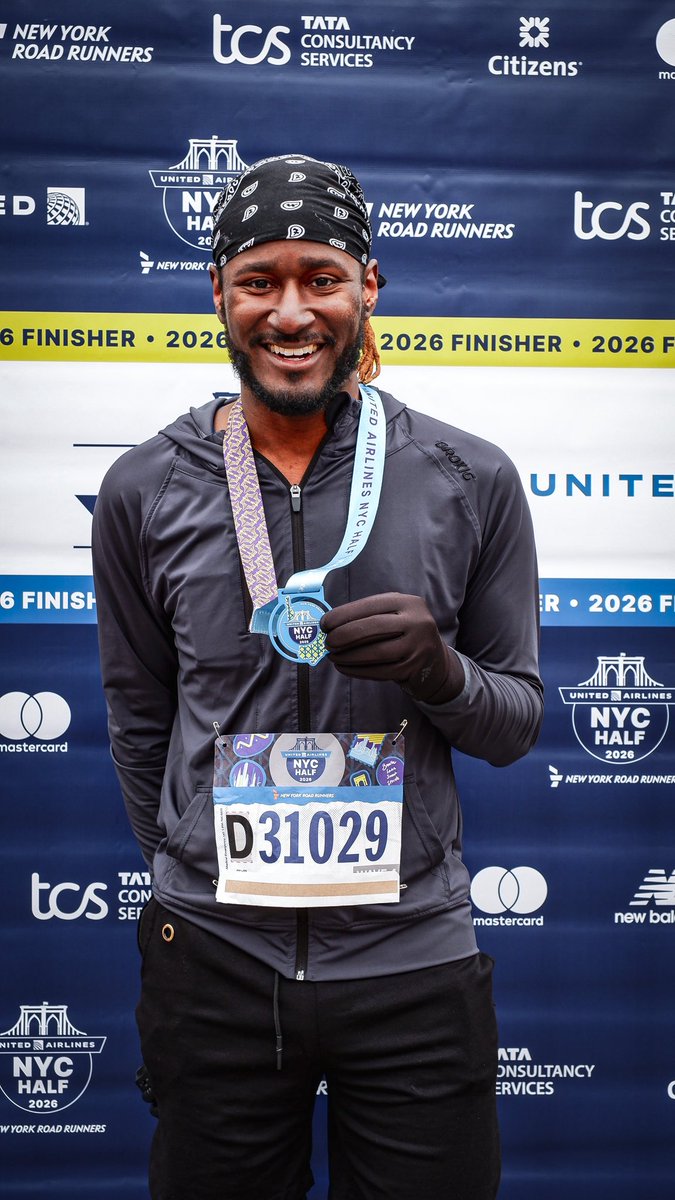 BrandonAJackso1's tweet photo. That time I told cancer you can’t stop me from running the NYC Half https://t.co/uNFy8qEI2h
