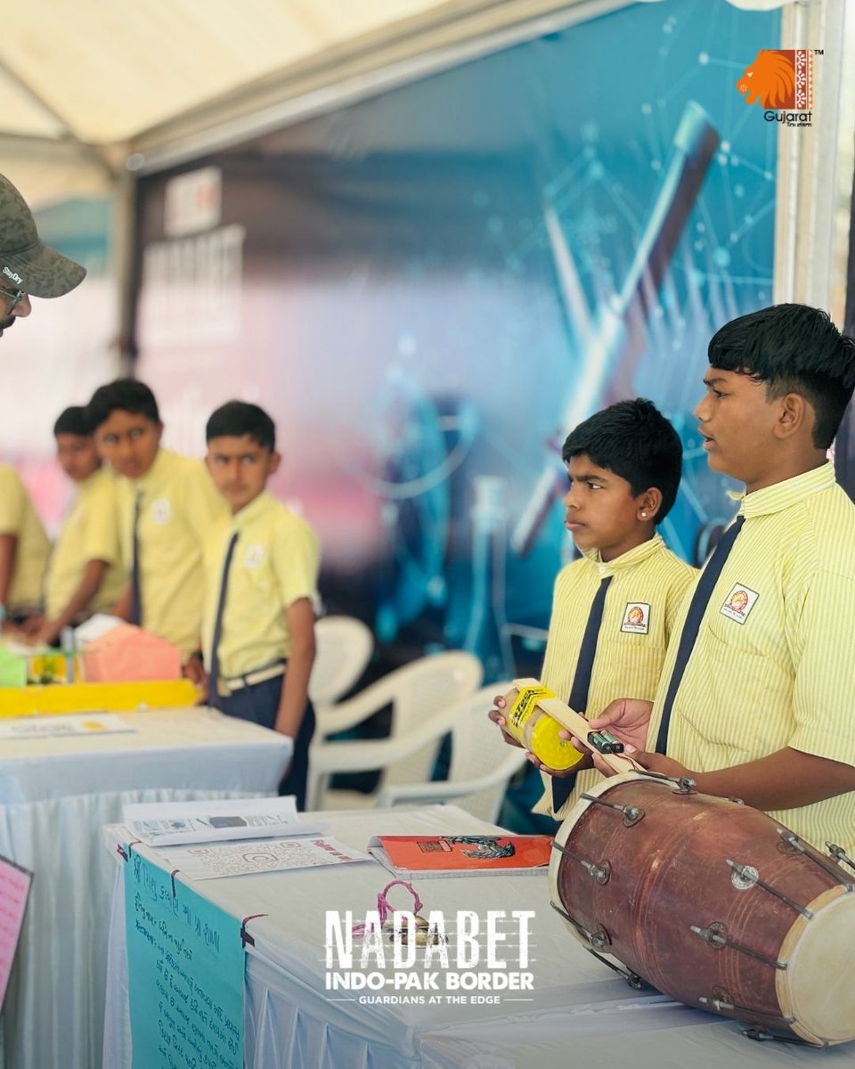 VisitNadabet's tweet photo. Young minds shined at Nadabet Indo-Pak Border as primary school students showcased creative science and technology projects on National Science Day, inspiring visitors with their curiosity and innovative ideas.

#NationalScienceDay #Nadabet #YoungInnovators #ScienceProjects https://t.co/JE4srq3bR4