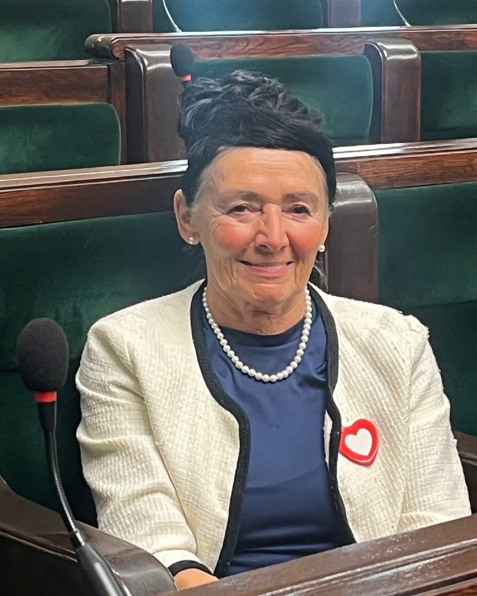 Alicja Chybicka tweet media