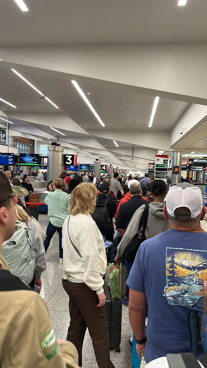 Anthony Bradley tweet media