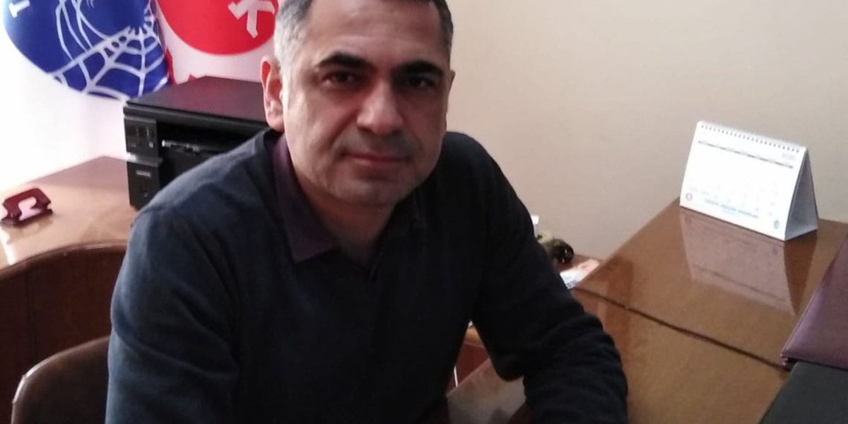 yenicizgigazete's tweet image. BİRTEK-SEN Genel Başkanı Türkmen tutuklandı 

yenicizgihaber.com/sendika/birtek… @yenicizgigazete aracılığıyla 
#birteksen #MehmetTürkmen #emep #sendika #gaziantep #sanayi #işçi #mahkeme #adliye