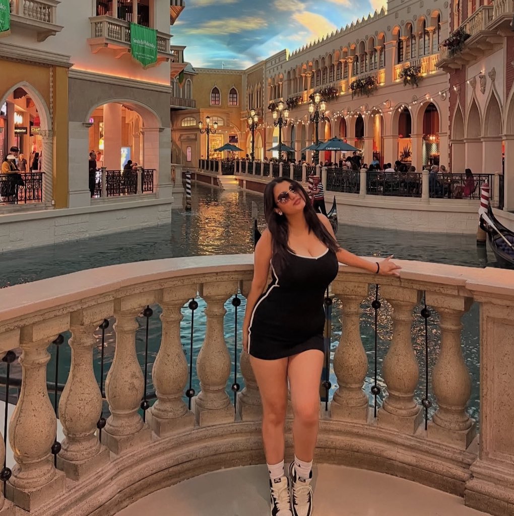 Ayusha 🌼 tweet media