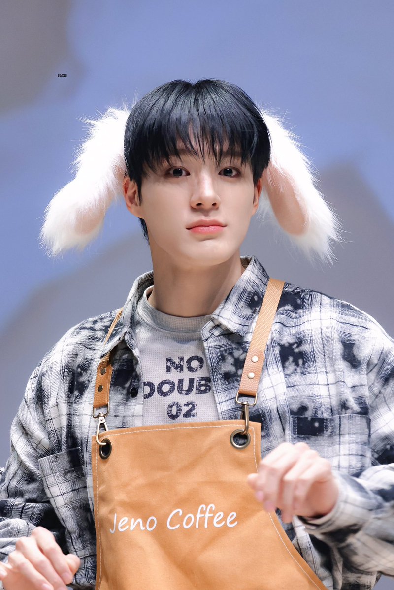 쩬⁶⁵ tweet media