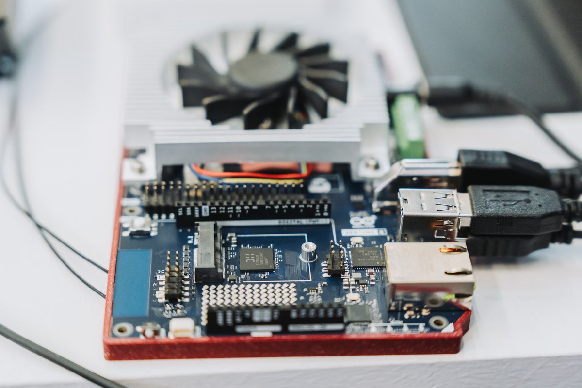 Foundries.io tweet media