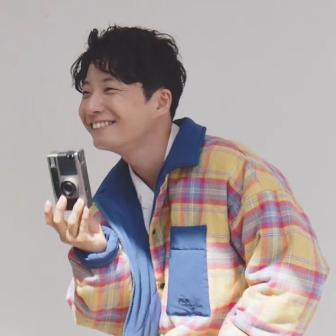 🔲👆🔲 tweet media