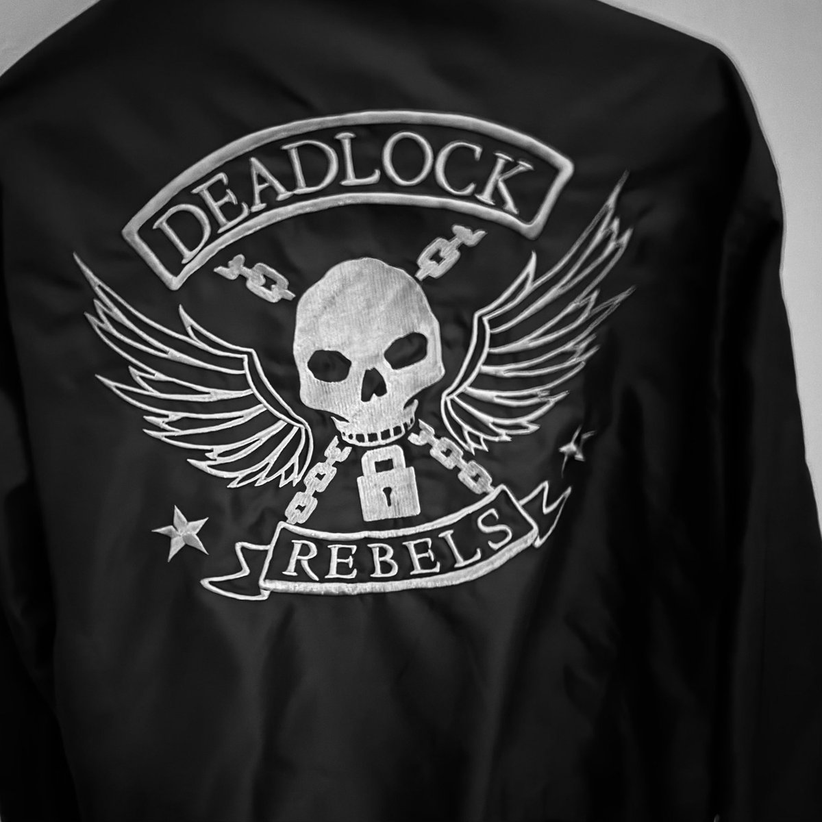 Do something! tweet media