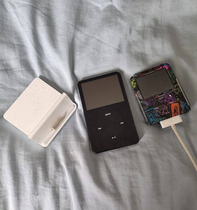 observe the absurd 💜🙂 tweet media