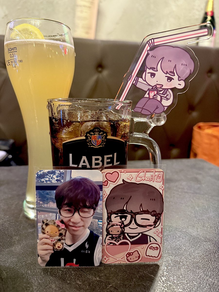 깜자^w^ tweet media