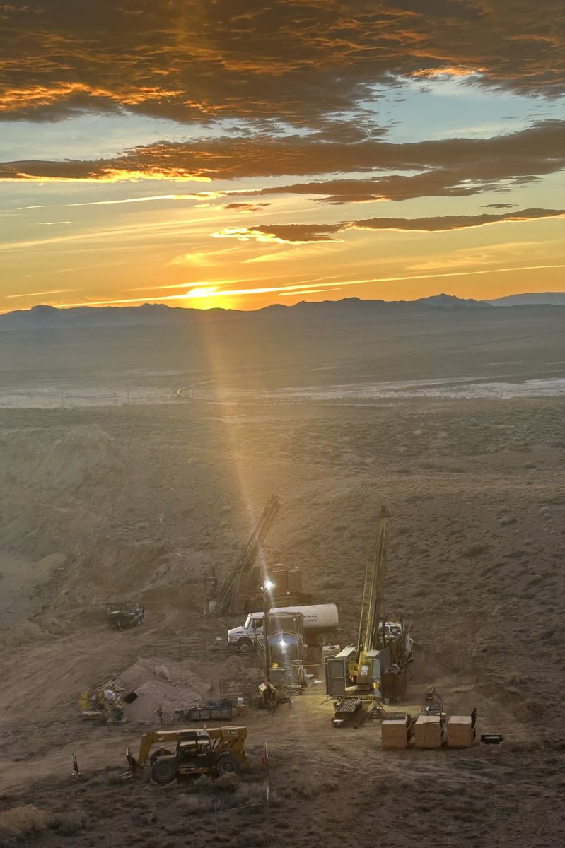 Diane Garrett tweet media