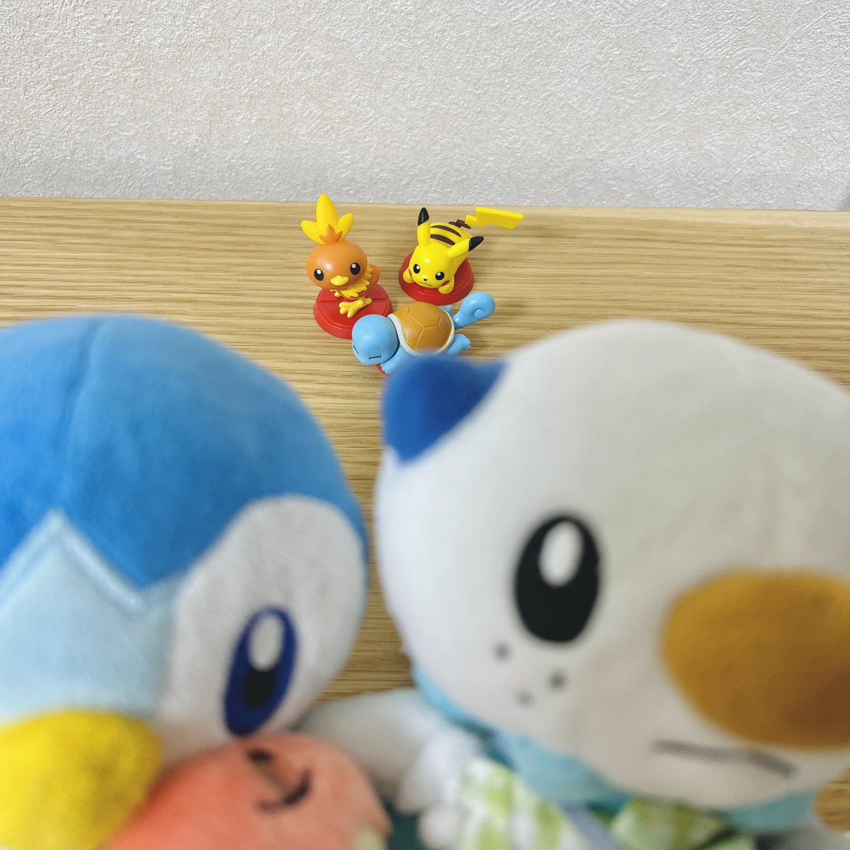 しろ tweet media