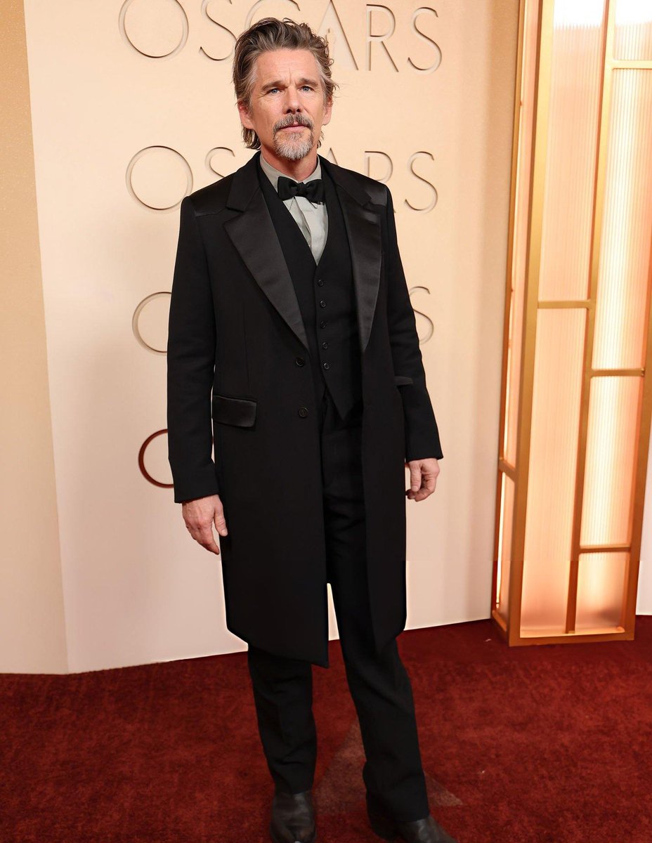 leyn 𑣲 tweet media