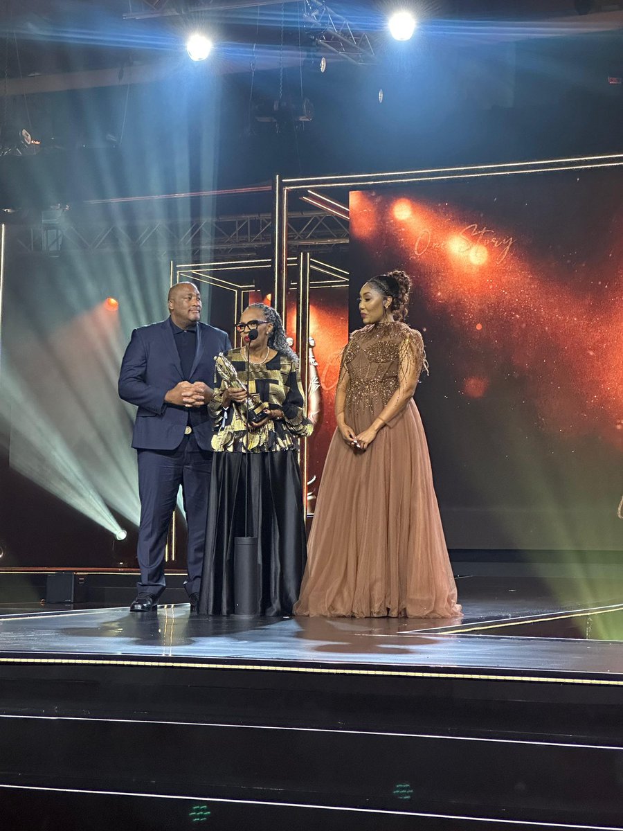 NZinSouthAfrica's tweet photo. Lights! Camera! Action! A great evening at the #SAFTAs on Saturday celebrating the best of 🇿🇦 film and television. Let’s see if a future winner can be found working with the NZ-SA Agreement Concerning Co-Production of Films, @nfvfsa? @ManatuTaonga @SportArtsCultur @the_dtic https://t.co/ZlPvRvQU93