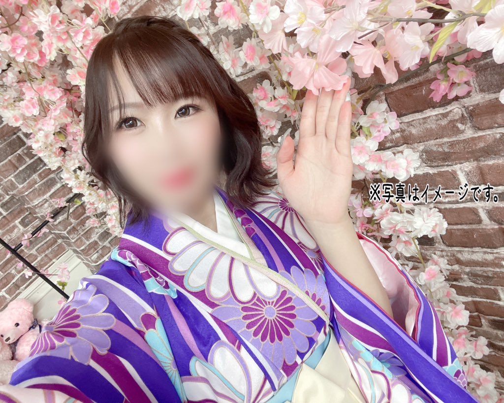 今回もマネージュさんで撮影♡
本日もありがとうございます！
<a href="/manegestudio/">manege</a> さんいつもお世話になってます🫶🏻
今回は初めて袴で🩵