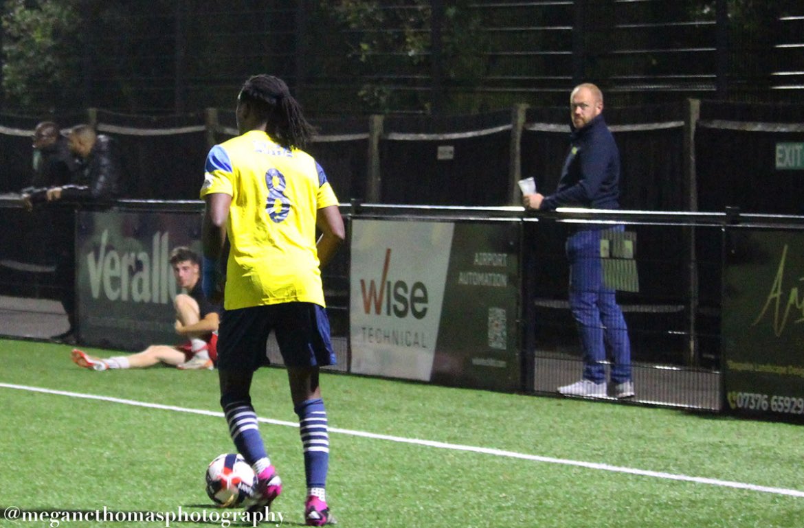 Looking for a new club to end the season at. Need consistent minutes &amp; good playing time! 
Step 5/6… open to clubs

#Freeagent 

<a href="/FreeAgentsFC/">Free Agent Showcase</a> <a href="/askplayeragent/">Non-League Agent</a> <a href="/Love_non_league/">LOVE NON-LEAGUE</a>
