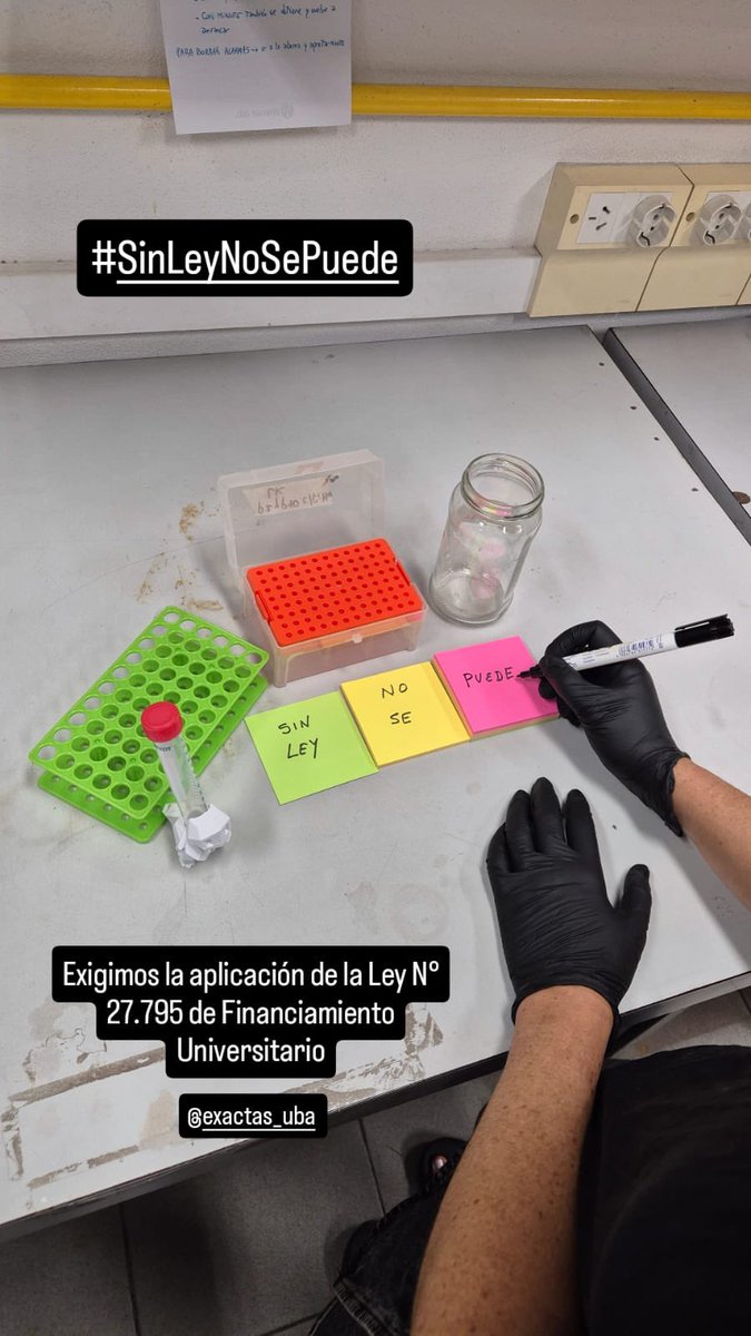 ib3enfcen's tweet photo. Sin Ley de Presupuesto Universitario no puedo enseñar cómo se determina la actividad de una enzima a mis estudiantes de Ciencias Biológicas. 
Exigimos la aplicación de la Ley N° 27.795 de Financiamiento Universitario.
#SinLeyNoSePuede https://t.co/IRbc1RSfdt