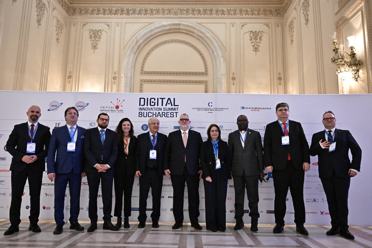 armembro's tweet photo. 🗓️March 12
🇦🇲 Ambassador @tigrangalstyan took part in the panel discussion “Science Diplomacy, Research and International Cooperation in the Dual-Use Domain” during the Digital Innovation Summit 2026 (@DISB_ro) in Bucharest 🇷🇴 organized by @ICIBucharest https://t.co/l6YYaDS7Vk