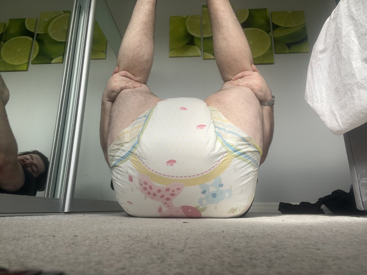 Snazzy Nappies 🟩◻️◼️ tweet media