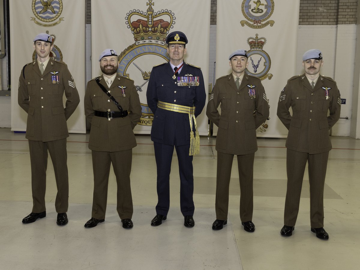 RAF Shawbury tweet media