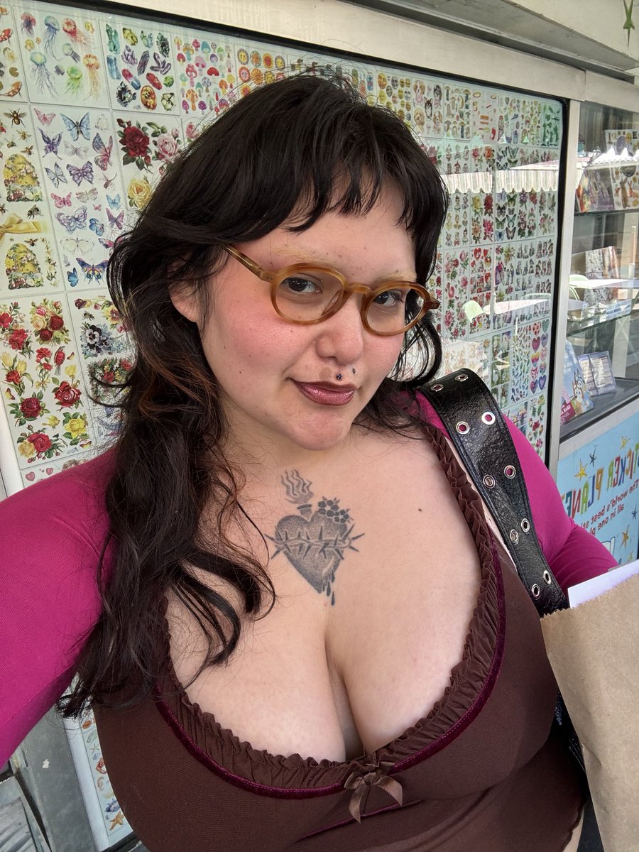 ⋆˚࿔ ale 𝜗𝜚˚⋆ tweet media