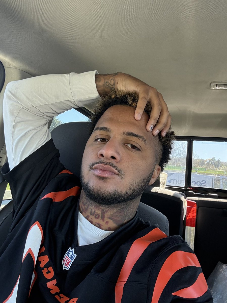 Korey 🐅 tweet media