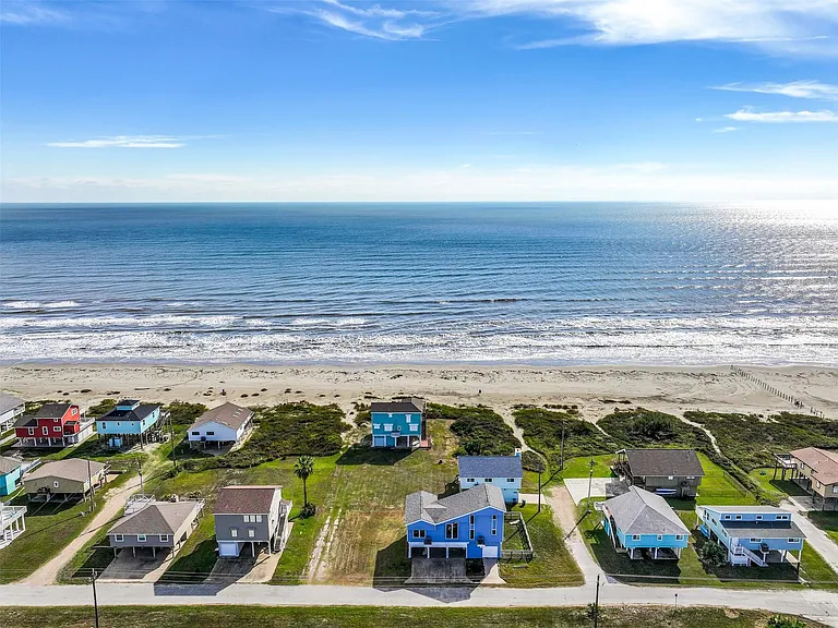 The Salty Dog Galveston tweet media