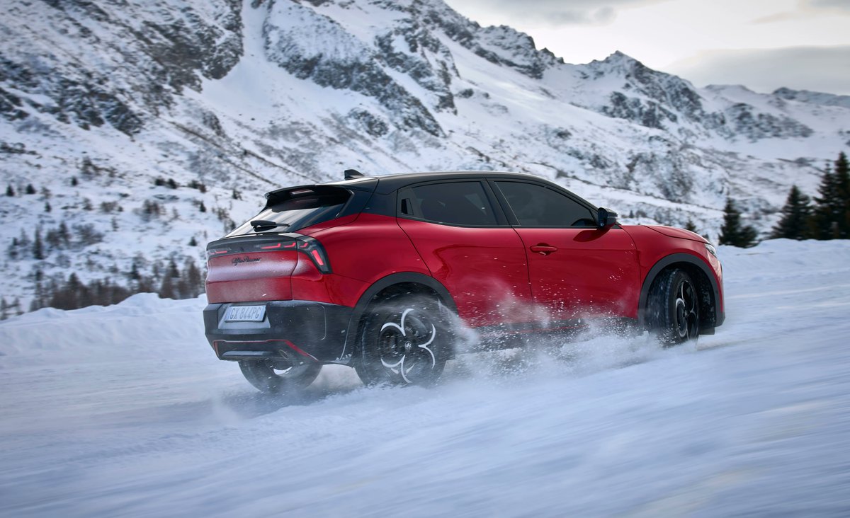 Stellantis tweet media