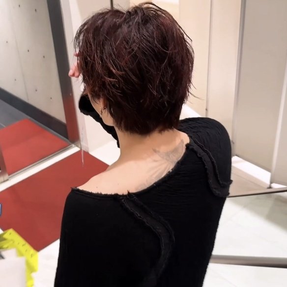 진지하게 오빠 이거 맞아요?..
블러셔가 필요없어질라하네