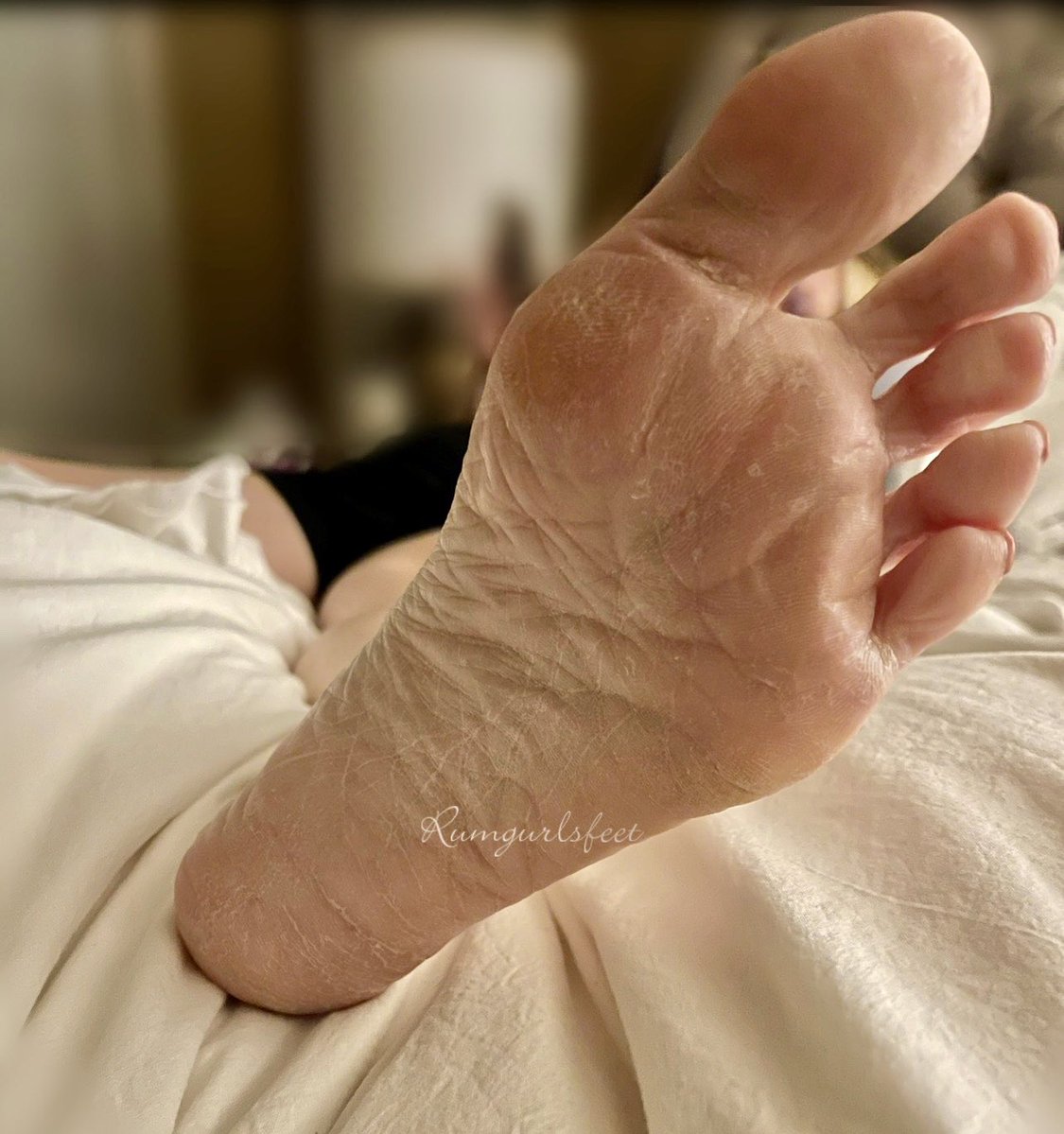 rumgurlsfeet tweet media