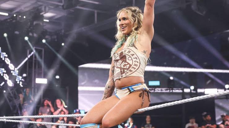 Who will challenge Red Velvet <a href="/velvetcedes/">❀ ᴍɪʟᴀᴇ ❀</a> tonight

*Kiera Hogans <a href="/brbiedangerous/">CICI .</a> music hits* THE RUMOURS ARE TRUE!!

Kiera Hogan -

Did yall really think I was going to be fighting Red…?? I’m actually here on her side

*Sol Ruca music hits*

Sol Ruca accepts the challenge