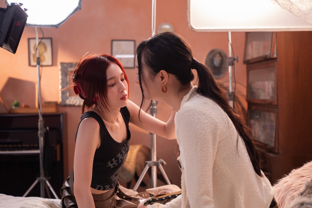 GirlRulesGMMTV's tweet photo. ชาช่าอย่าแรงงงง ป้าตั้งตัวไม่ทันแต่ป้าชอบบบบ

#GirlRulesSeriesEP2
@panlyyy @loverrukk https://t.co/8PpprRp6nJ
