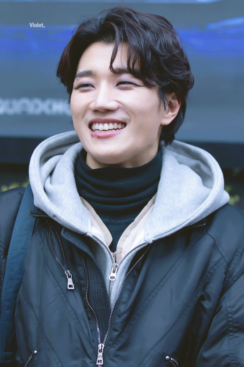 ᴮᴼᴿᴬ, tweet media