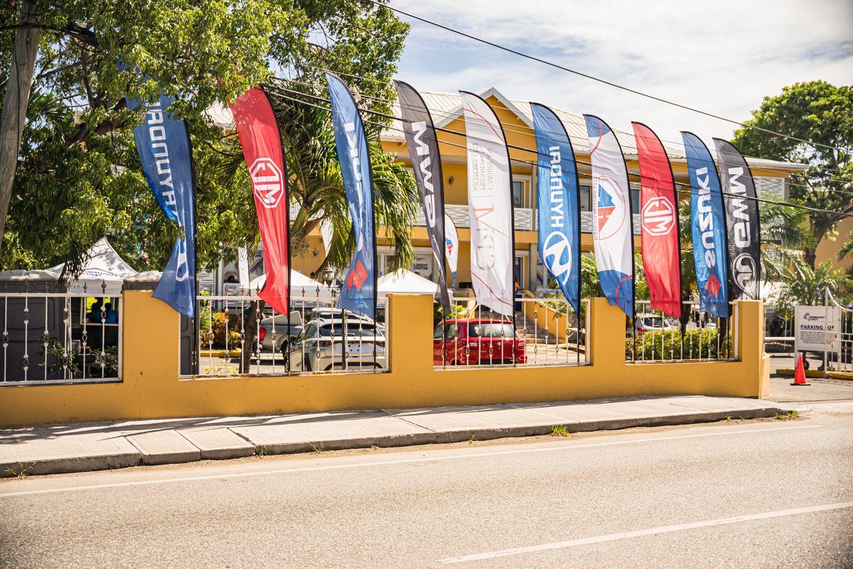 MarketinMachine's tweet photo. Eye-catching banners that make your brand impossible to miss.
Be the first thing people see.

Reach out to us today!

#FeatherBanners #DesignThatWorks #TheMarketingMachine #ThinkMarketing #ThinkMachine #MMAntigua #MarketingAgency #AntiguaBarbuda https://t.co/k7pQ7ffj9W