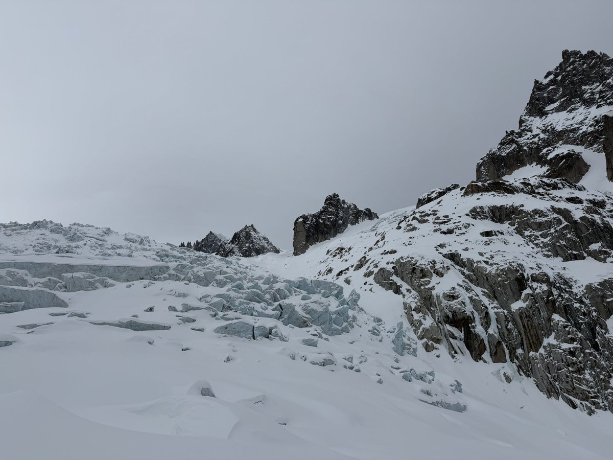 Dustin Perry tweet media