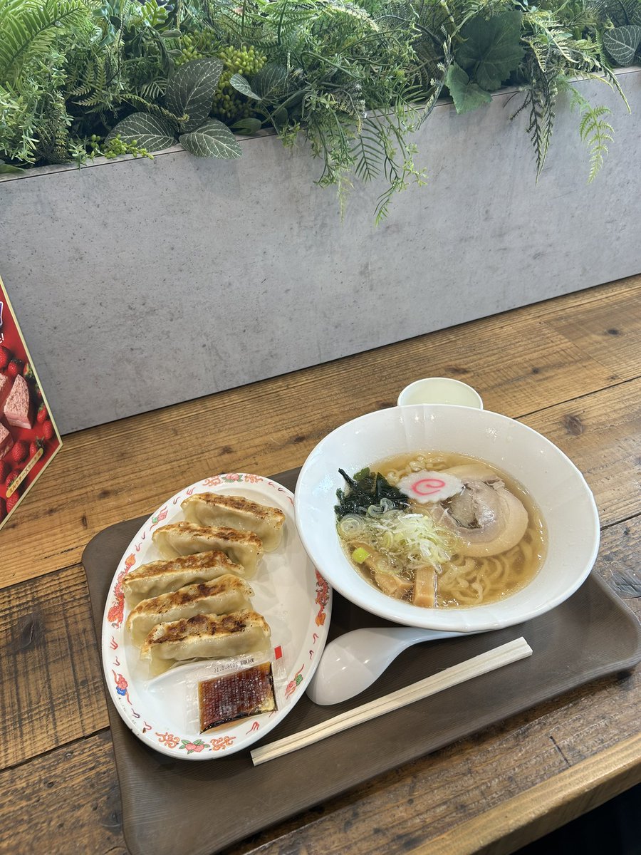 obire12's tweet photo. カラダハメンデデキテイル https://t.co/OQwdEiFg3i