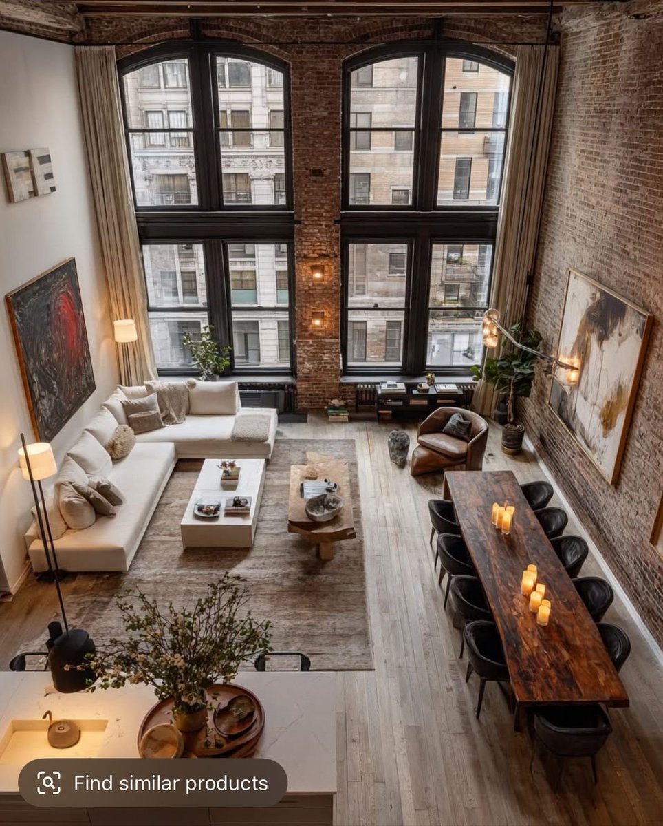 HouseCompendium's tweet photo. Tall ceilings

Height changes how a room feels.

More light.
More air.
More presence.

Tall ceilings don’t just make a space look bigger — they make it breathe. https://t.co/ZTSBuih9rv