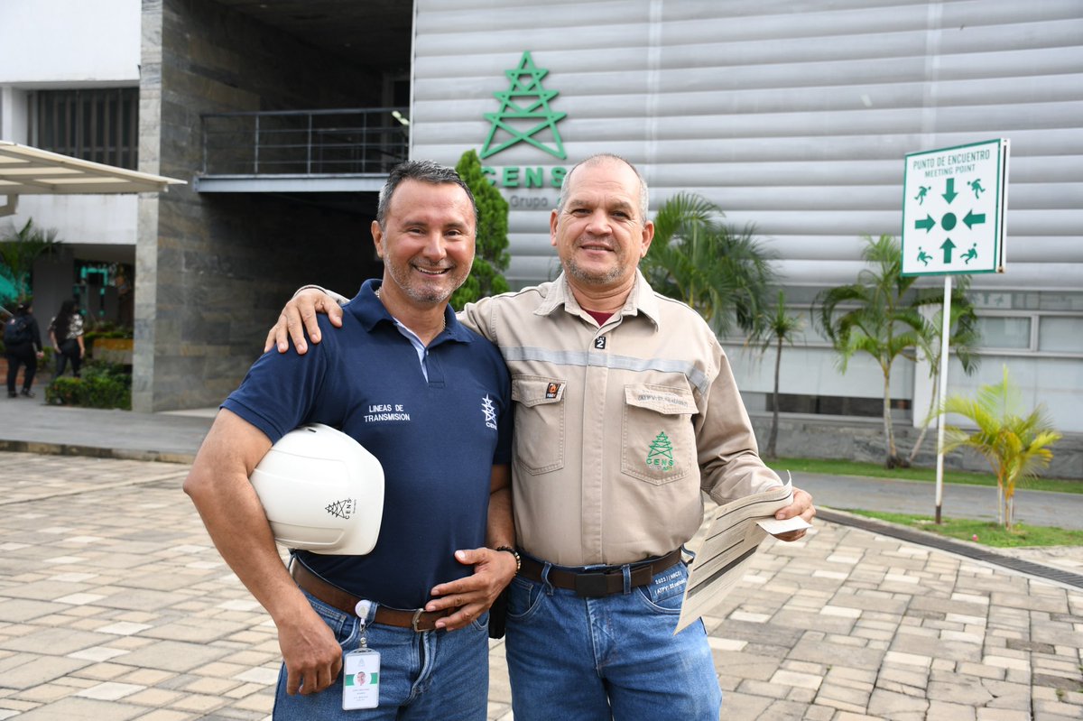 CENSGrupoEPM's tweet photo. En CENS estamos cerca de ti para brindarte un servicio cercano, con la calidez y el compromiso de nuestra gente. ⚡

Para solicitudes o consultas, escríbele a Lucía en WhatsApp 👉 323 2315115. 💬 https://t.co/VTOiwsmP0q
