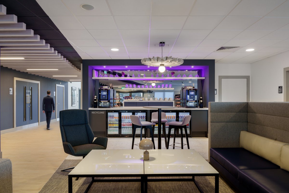 Signature Aviation tweet media