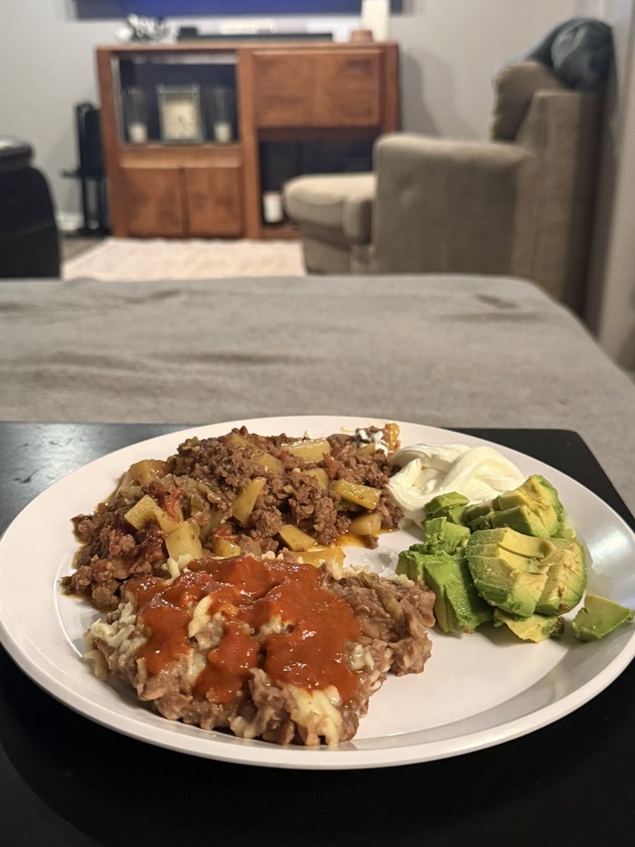 CARNE GUISADA WITH GROUND BEEF &amp; POTATOES