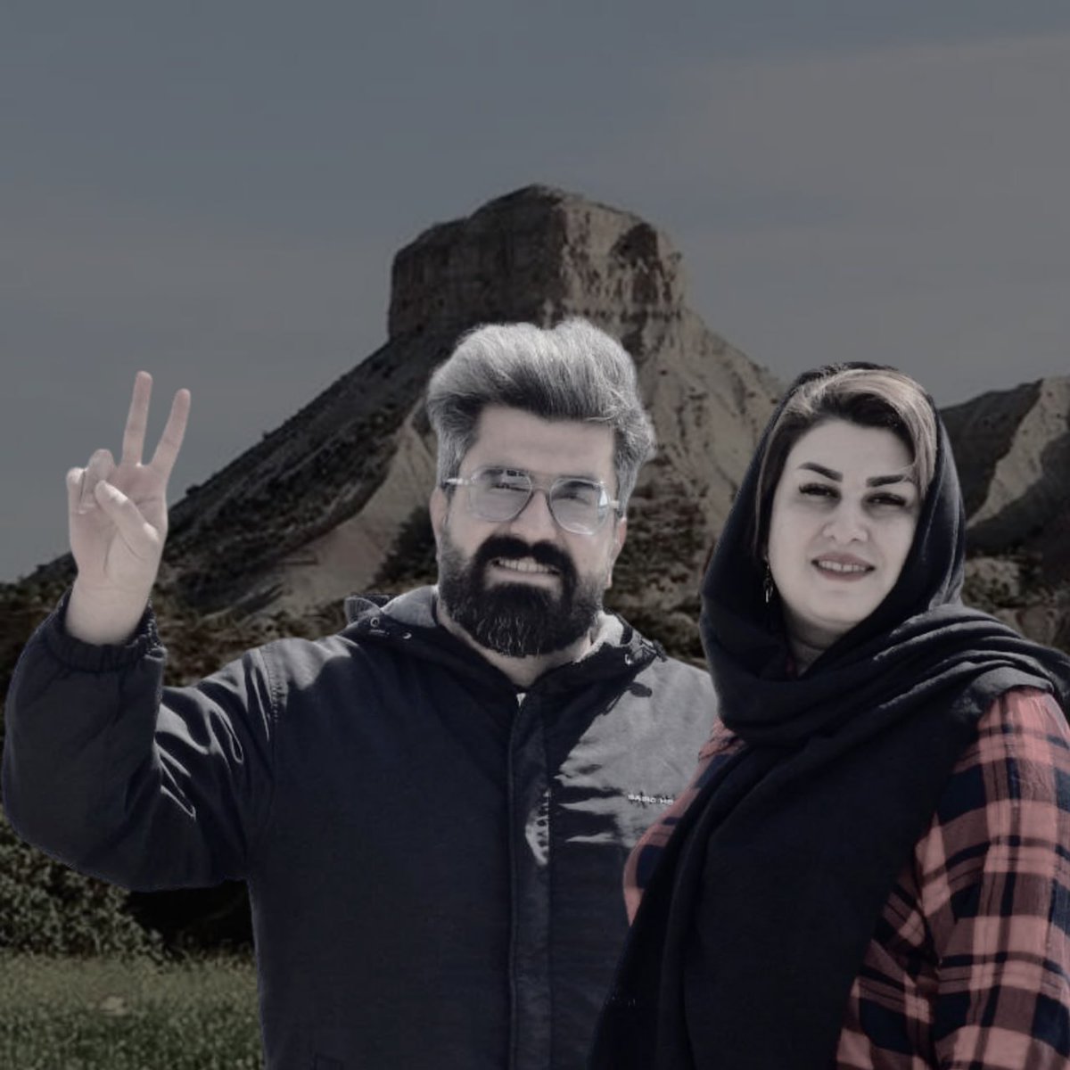 BehrozChamanara's tweet photo. آنکه آزادی آموخت در بند نمی‌شود، حتی در بند.
#پرستو_چمن‌آرا
#ساسان‌_چمن‌آرا https://t.co/fmGBUV0zDy