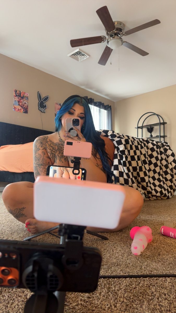 Kay 💋 tweet media