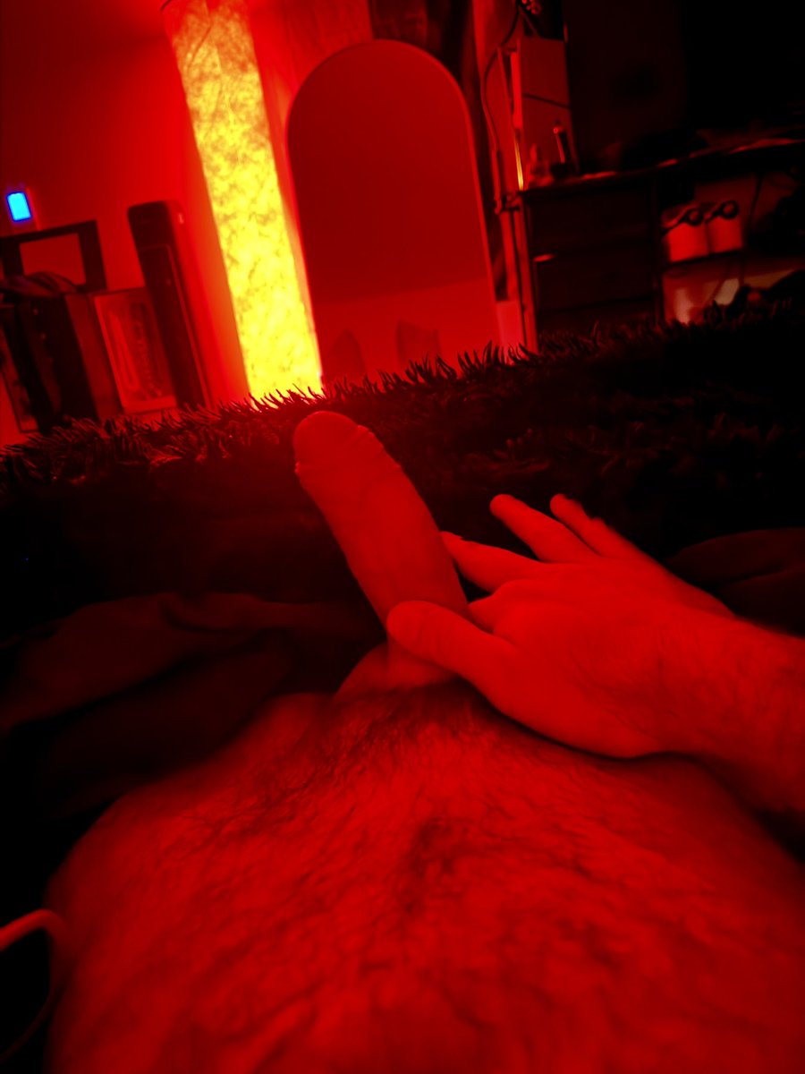 Stache2SitOn/Pup Bubbles tweet media