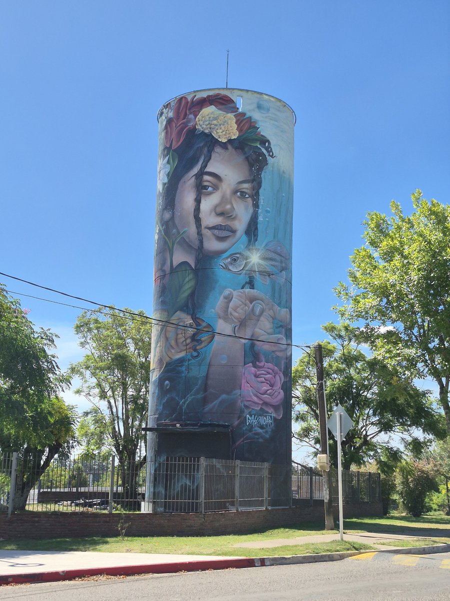 Embajada de España en Uruguay tweet media