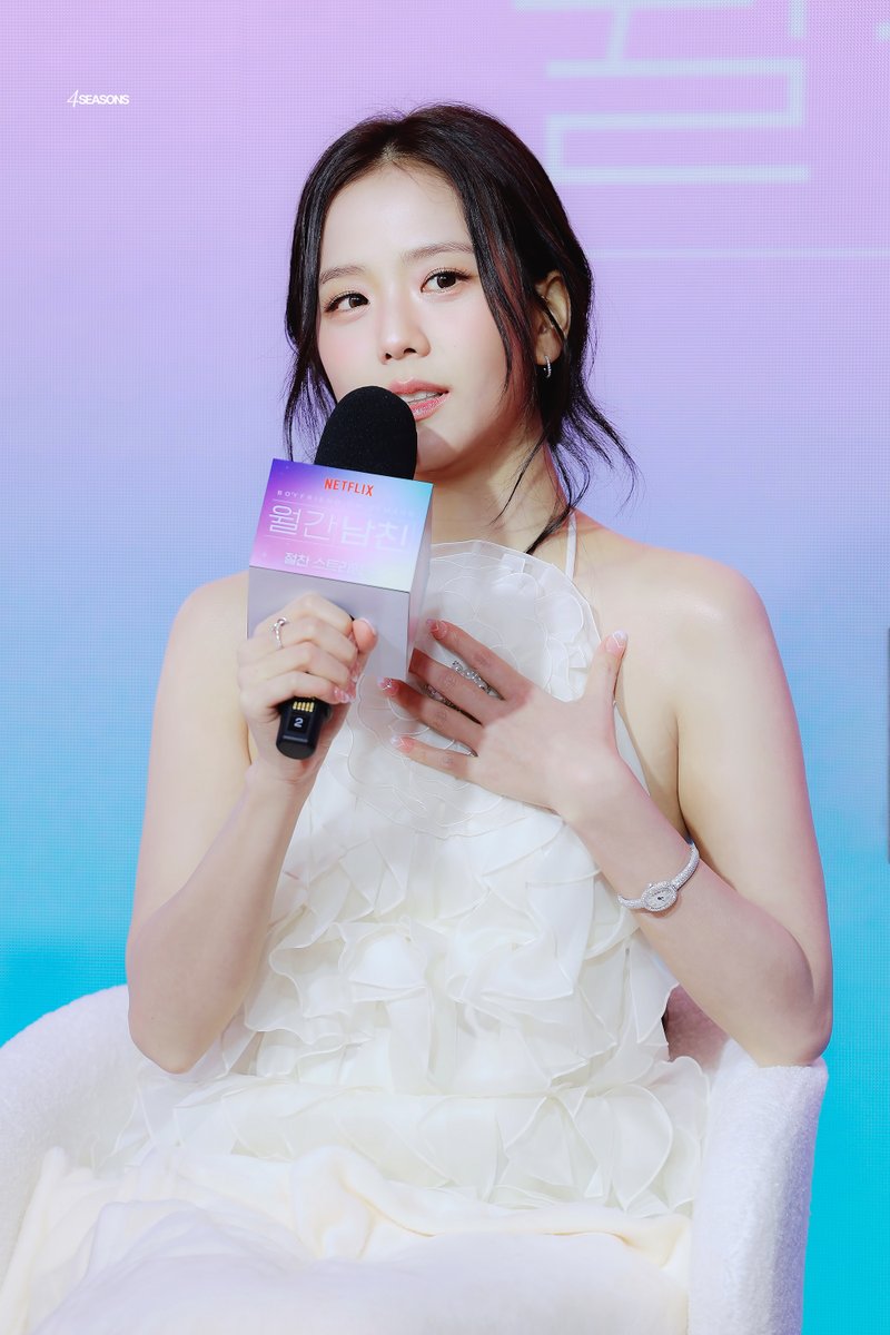 4SEASONS tweet media