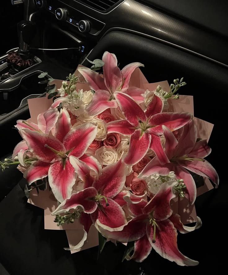 Dikasih sama suami. 🥹 I'm beyond happy.