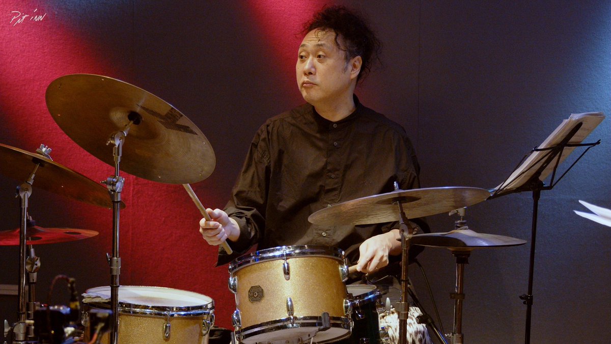 pit_inn_'s tweet photo. Today’s < The Climb > show is over!
The archive will be available for streaming for a month. Please enjoy!
https://t.co/8A8G9I3Qow
#pitinnnetjazz
#shinjukupitinn
#MichiyukiKoyama #guitar
#NoboruAndo #bass
#NobuyukiKomatsu #drums
#jazz https://t.co/8tMJ4PSxoX