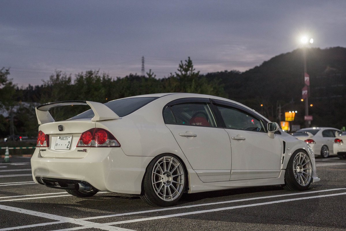 こばたつ tweet media